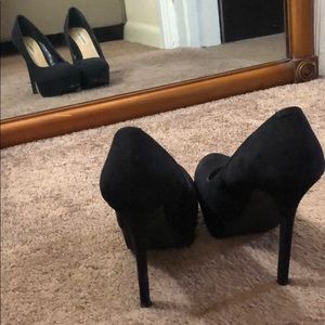 Black Steve Madden platforms